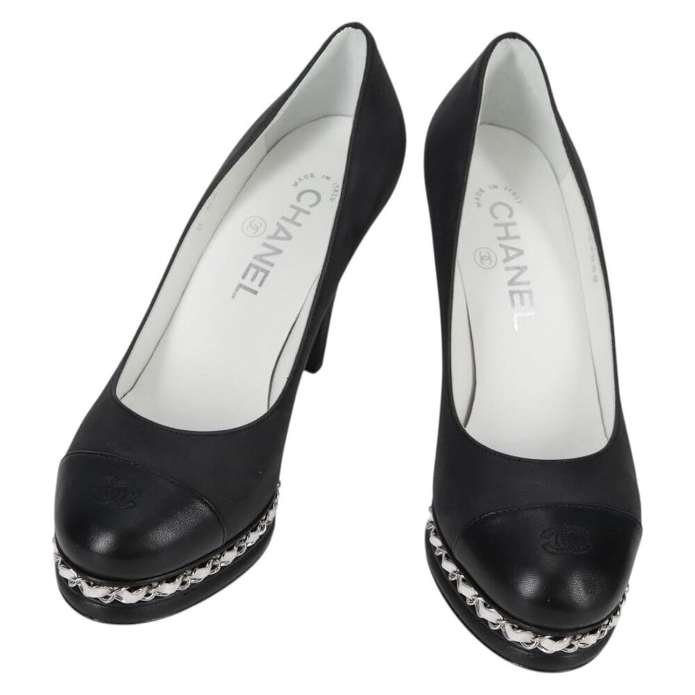 Chanel Classic Calfskin Pump High Heels - Picture 1 of 6
